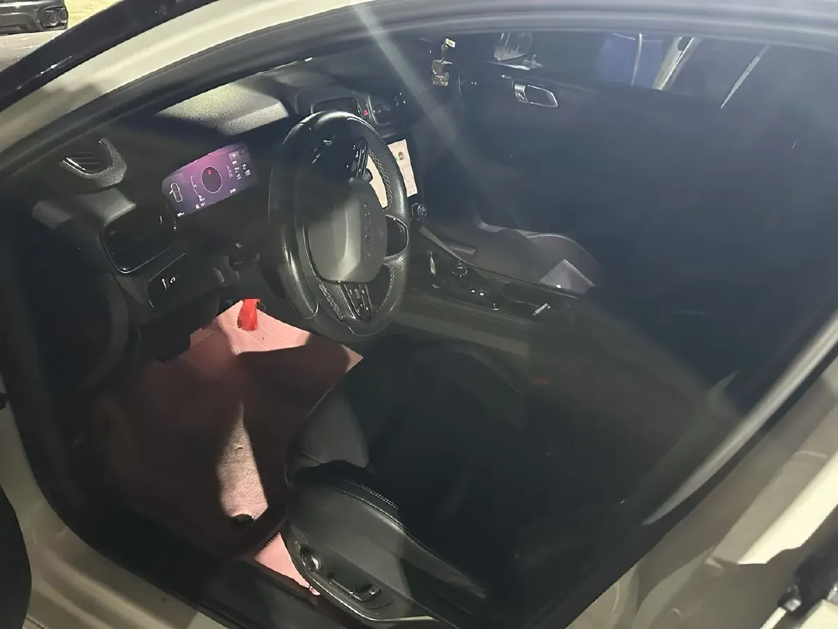 2022 LYNK&CO 02 Hatchback 2.0T 190HP L4 7DCT,autocango,china used car exporter,china ev exporter,chinese used car exporter,chinese used ev exporter