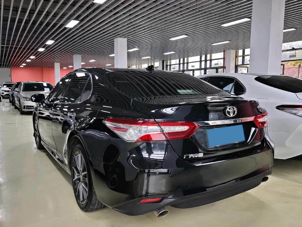 2021 Toyota Camry 2.5L 209HP L4 8AT,autocango,china used car exporter,china ev exporter,chinese used car exporter,chinese used ev exporter