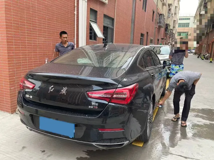 2022 HongQi H5 1.5T 169HP L4 7DCT,autocango,china used car exporter,china ev exporter,chinese used car exporter,chinese used ev exporter