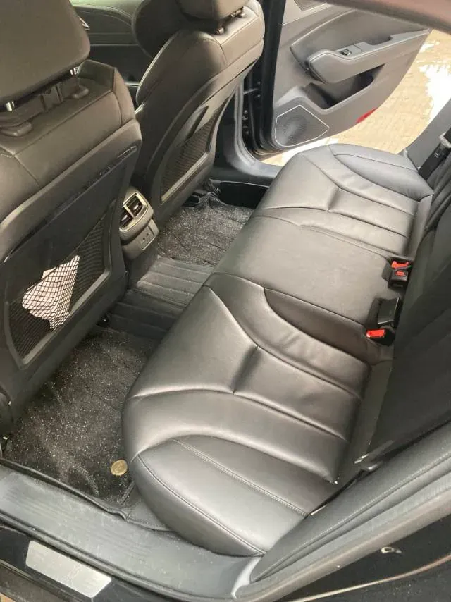 2022 HongQi H5 1.5T 169HP L4 7DCT,autocango,china used car exporter,china ev exporter,chinese used car exporter,chinese used ev exporter