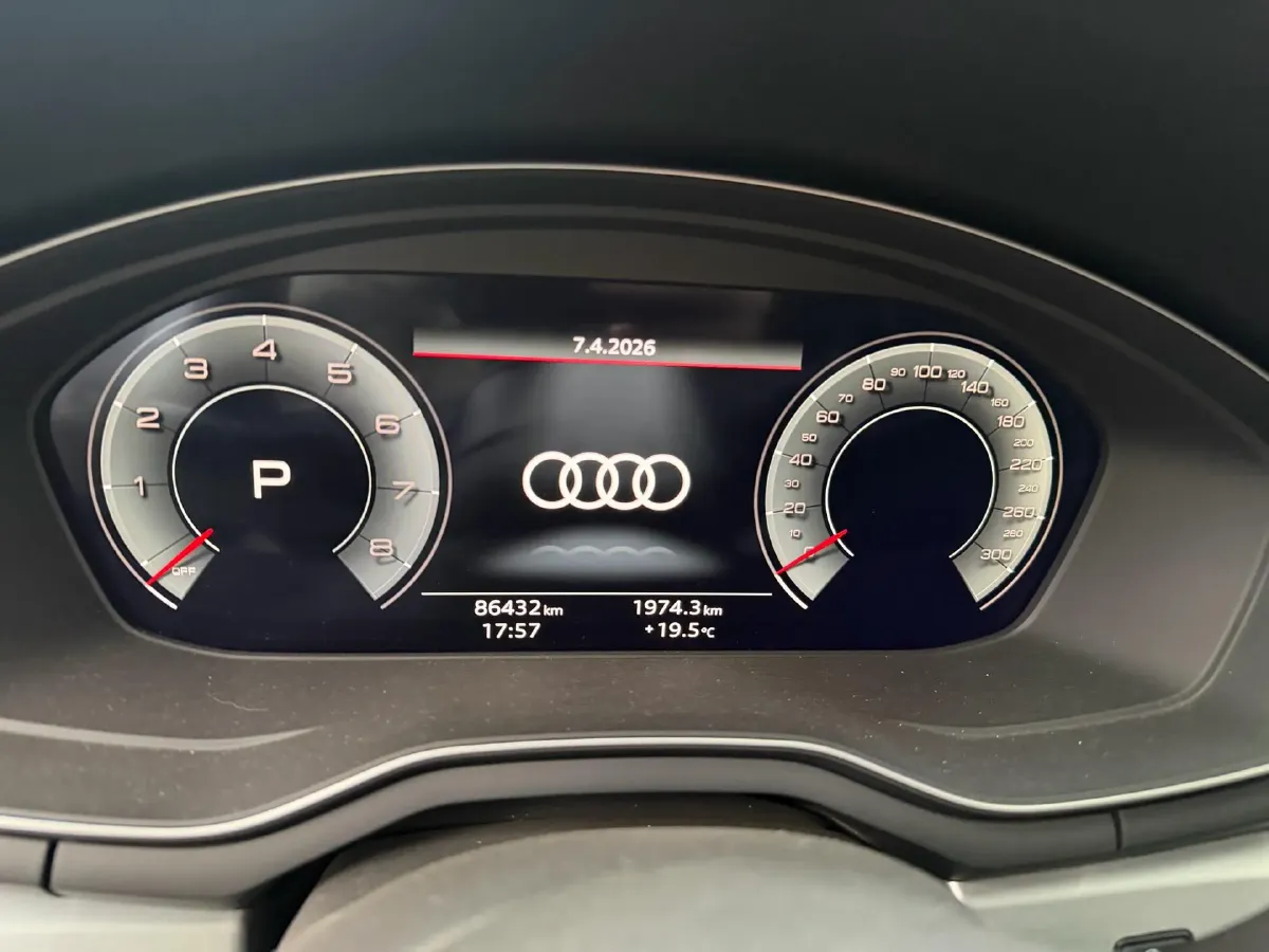 2020 Audi A4L 2.0T 190HP L4 7DCT,autocango,china used car exporter,china ev exporter,chinese used car exporter,chinese used ev exporter