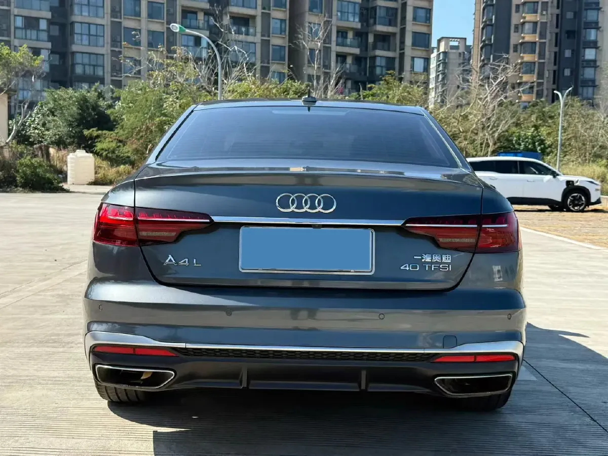 2020 Audi A4L 2.0T 190HP L4 7DCT,autocango,china used car exporter,china ev exporter,chinese used car exporter,chinese used ev exporter