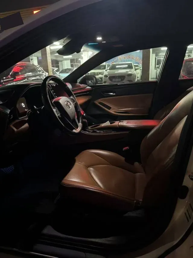 2019 Toyota Avalon 2.0L 178HP L4 CVT,autocango,china used car exporter,china ev exporter,chinese used car exporter,chinese used ev exporter
