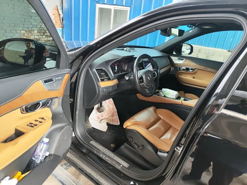 2019 Volvo XC90 PHEV 2.0T 320HP L4 8AT PHEV 10.4KWH,autocango,china used car exporter,china ev exporter,chinese used car exporter,chinese used ev exporter