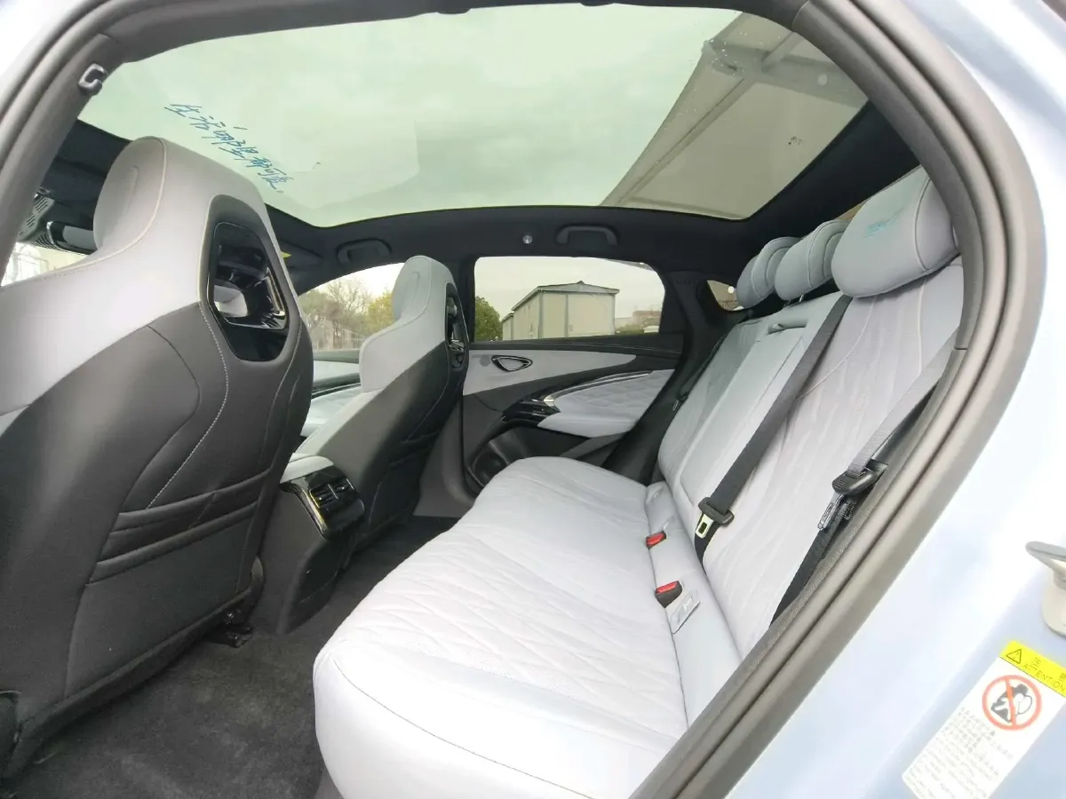 2022 Leapmotor C01 BEV 90KWH,autocango,china used car exporter,china ev exporter,chinese used car exporter,chinese used ev exporter