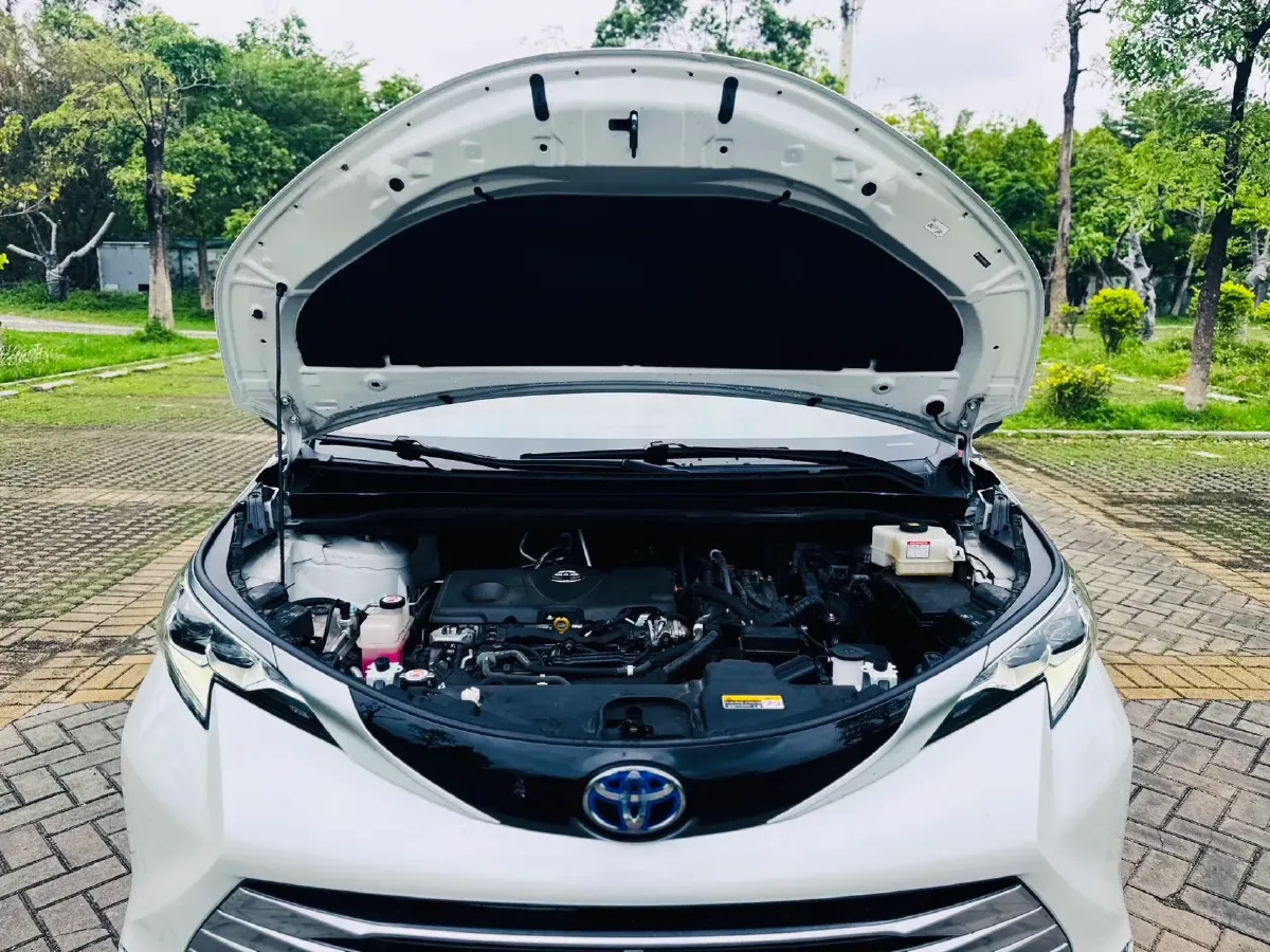 2021 Toyota Sienna 2.5L 192HP L4 E-CVT Hybrid,autocango,china used car exporter,china ev exporter,chinese used car exporter,chinese used ev exporter