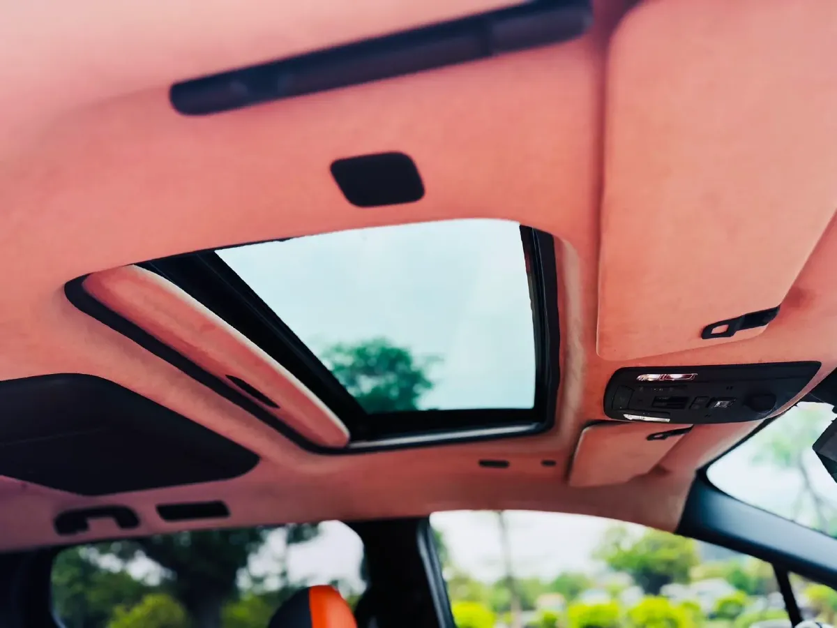 2021 Toyota Sienna 2.5L 192HP L4 E-CVT Hybrid,autocango,china used car exporter,china ev exporter,chinese used car exporter,chinese used ev exporter