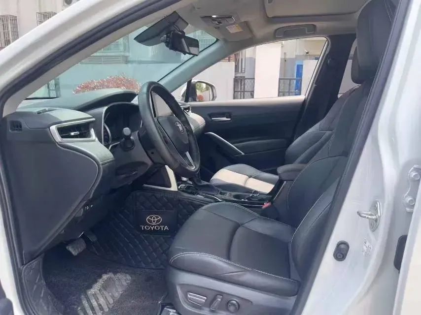 2023 Toyota Frontlander 2.0L 171HP L4 CVT,autocango,china used car exporter,china ev exporter,chinese used car exporter,chinese used ev exporter