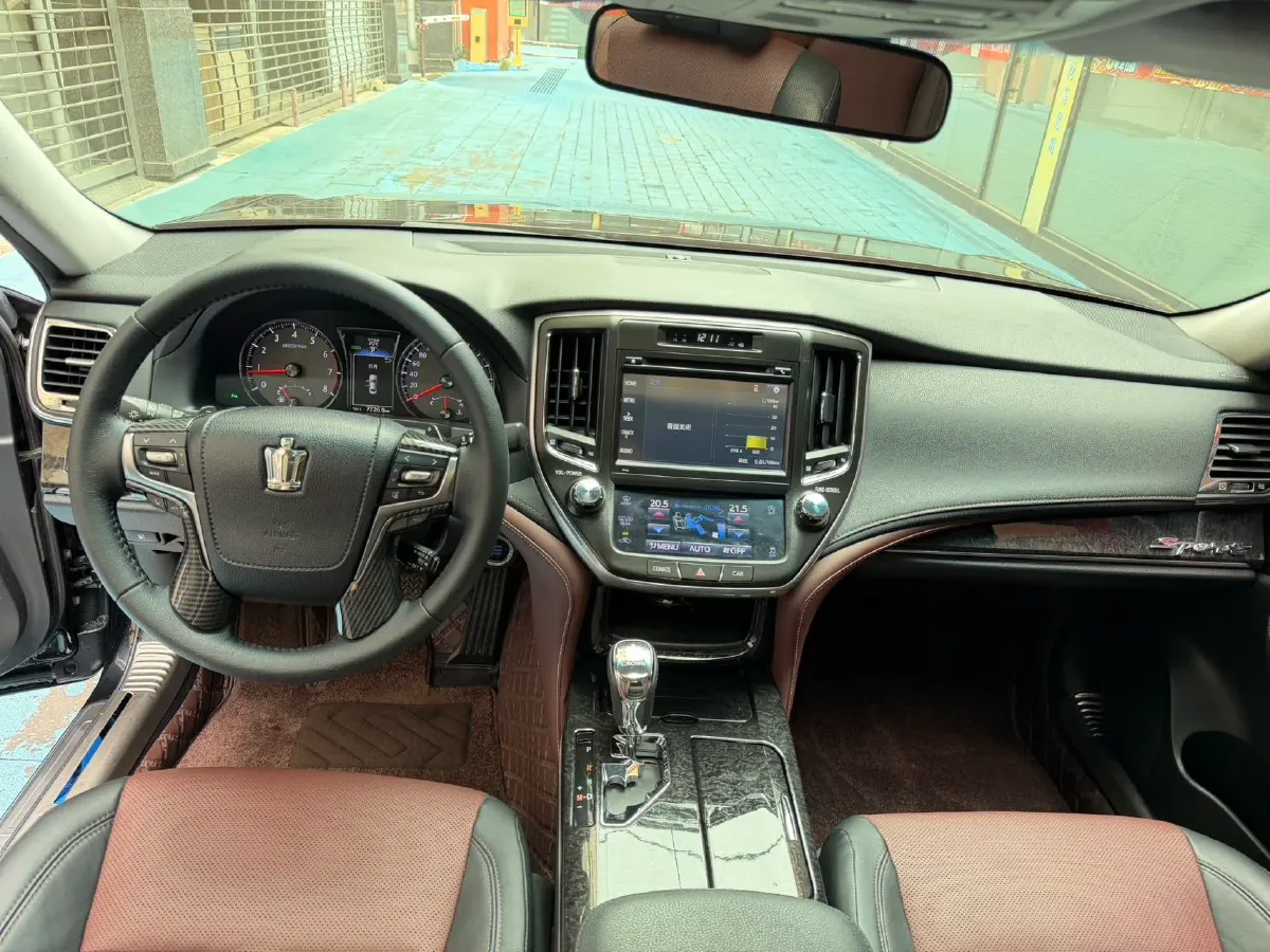 2018 Toyota Highlander 2.0T 220HP L4 6AT,autocango,china used car exporter,china ev exporter,chinese used car exporter,chinese used ev exporter