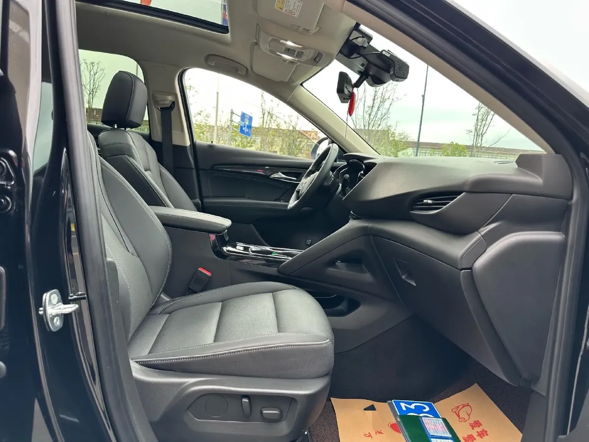 2023 Buick EnvisionPlus 2.0T 237HP L4 9AT,autocango,china used car exporter,china ev exporter,chinese used car exporter,chinese used ev exporter