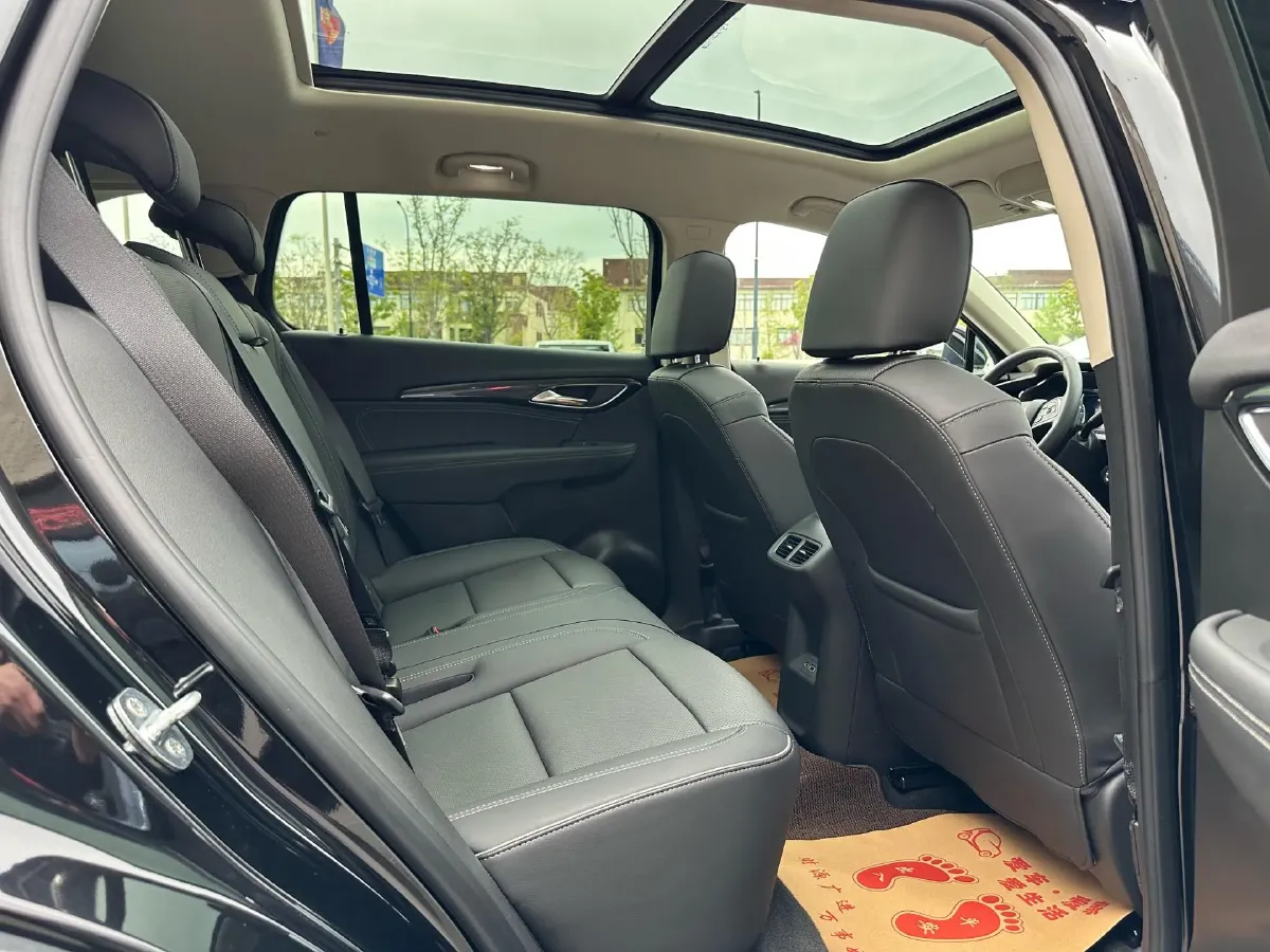 2023 Buick EnvisionPlus 2.0T 237HP L4 9AT,autocango,china used car exporter,china ev exporter,chinese used car exporter,chinese used ev exporter