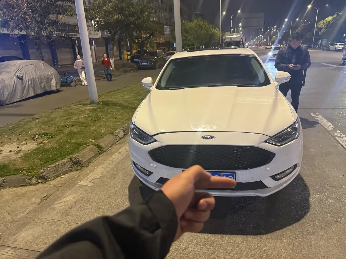 2018 Ford Mondeo 1.5T 181HP L4 6AT,autocango,china used car exporter,china ev exporter,chinese used car exporter,chinese used ev exporter