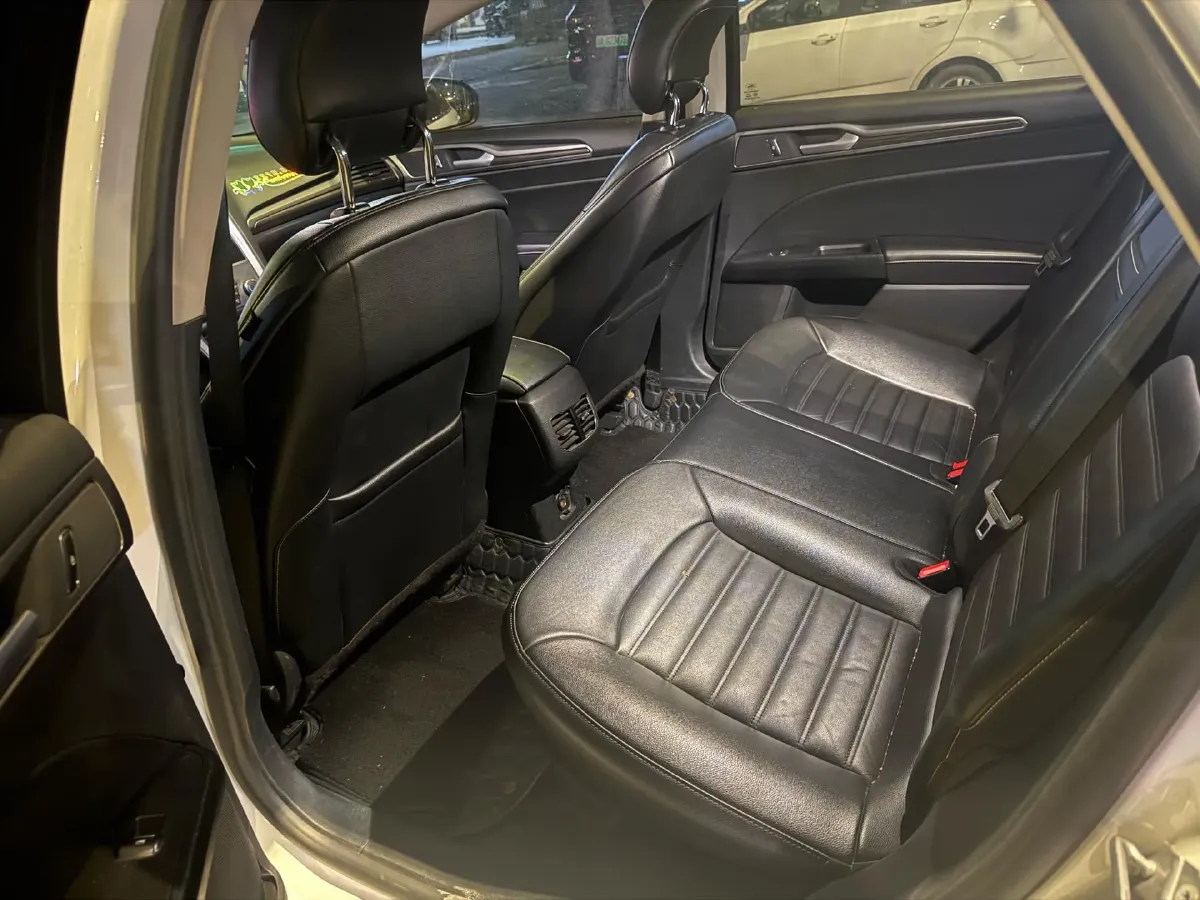 2018 Ford Mondeo 1.5T 181HP L4 6AT,autocango,china used car exporter,china ev exporter,chinese used car exporter,chinese used ev exporter