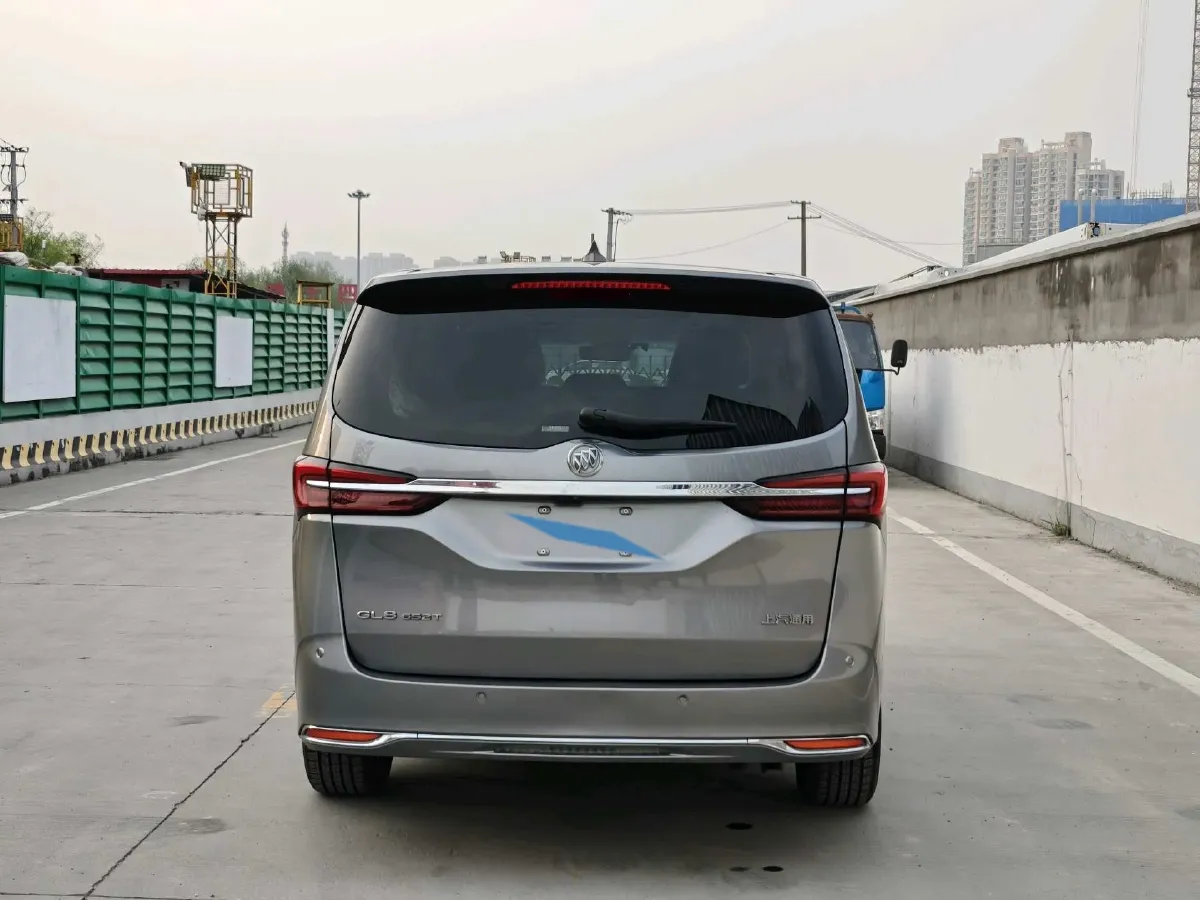 2021 Buick GL8 2.0T 237HP L4 9AT,autocango,china used car exporter,china ev exporter,chinese used car exporter,chinese used ev exporter