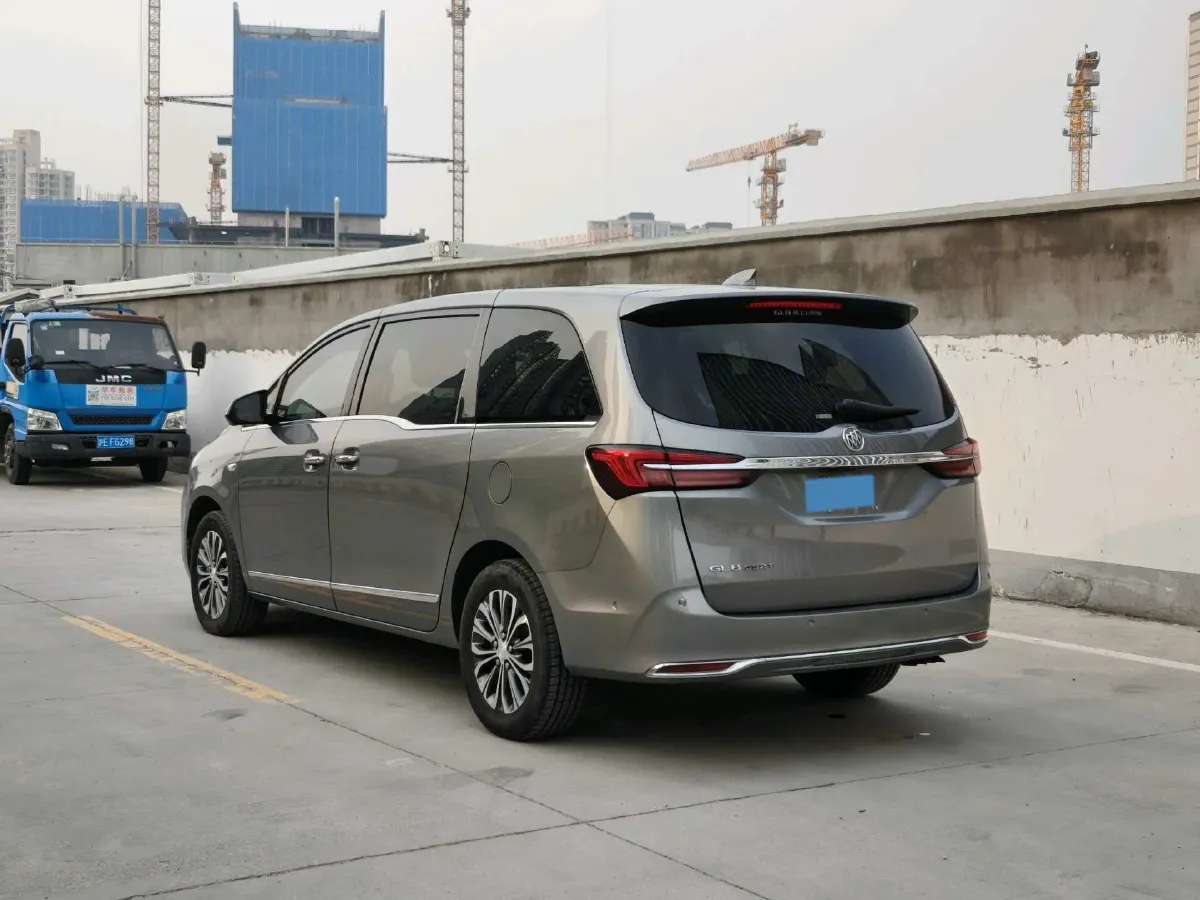 2021 Buick GL8 2.0T 237HP L4 9AT,autocango,china used car exporter,china ev exporter,chinese used car exporter,chinese used ev exporter