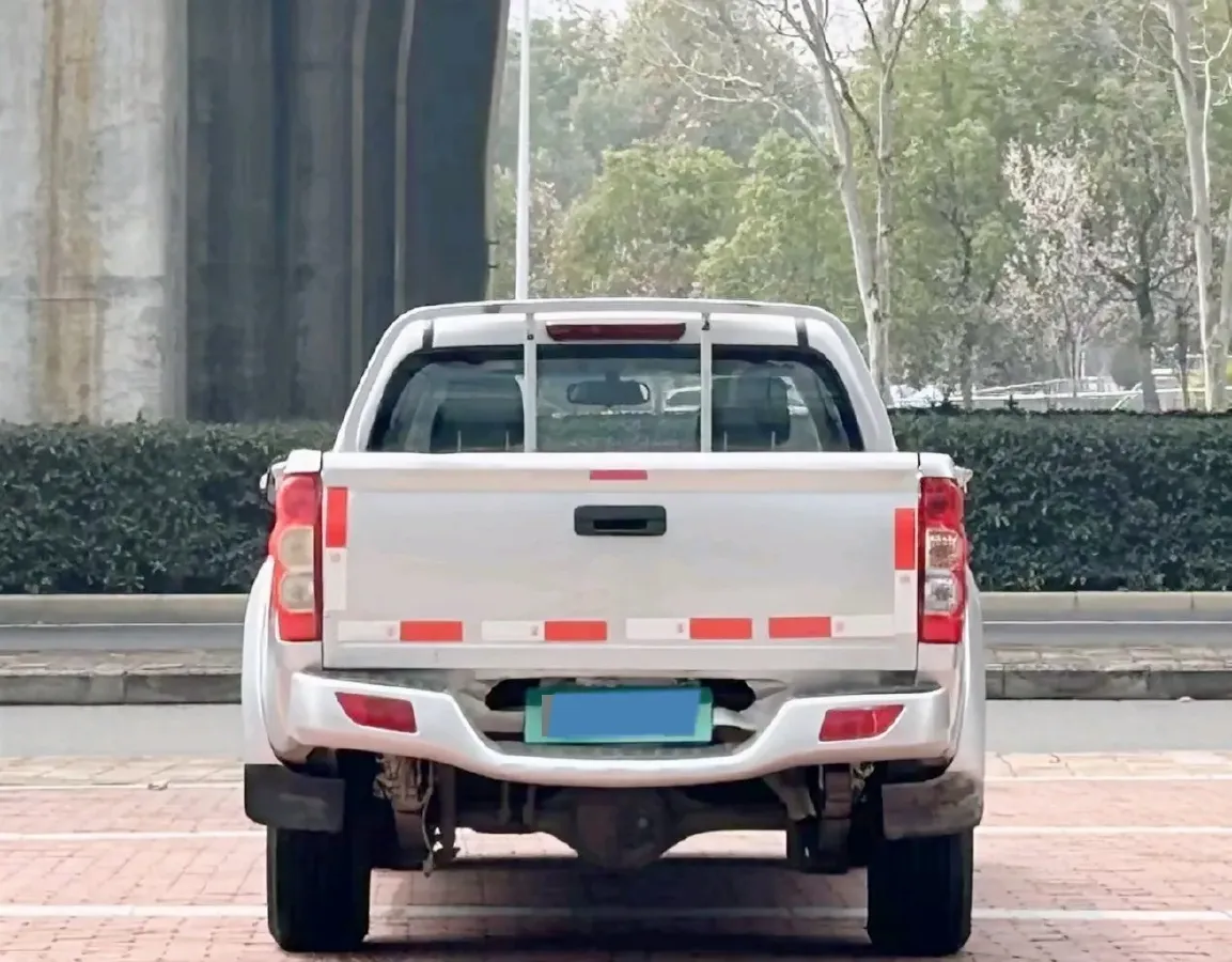 2021 Great Wall Wingle 5 2.0T 139HP L4 6MT,autocango,china used car exporter,china ev exporter,chinese used car exporter,chinese used ev exporter