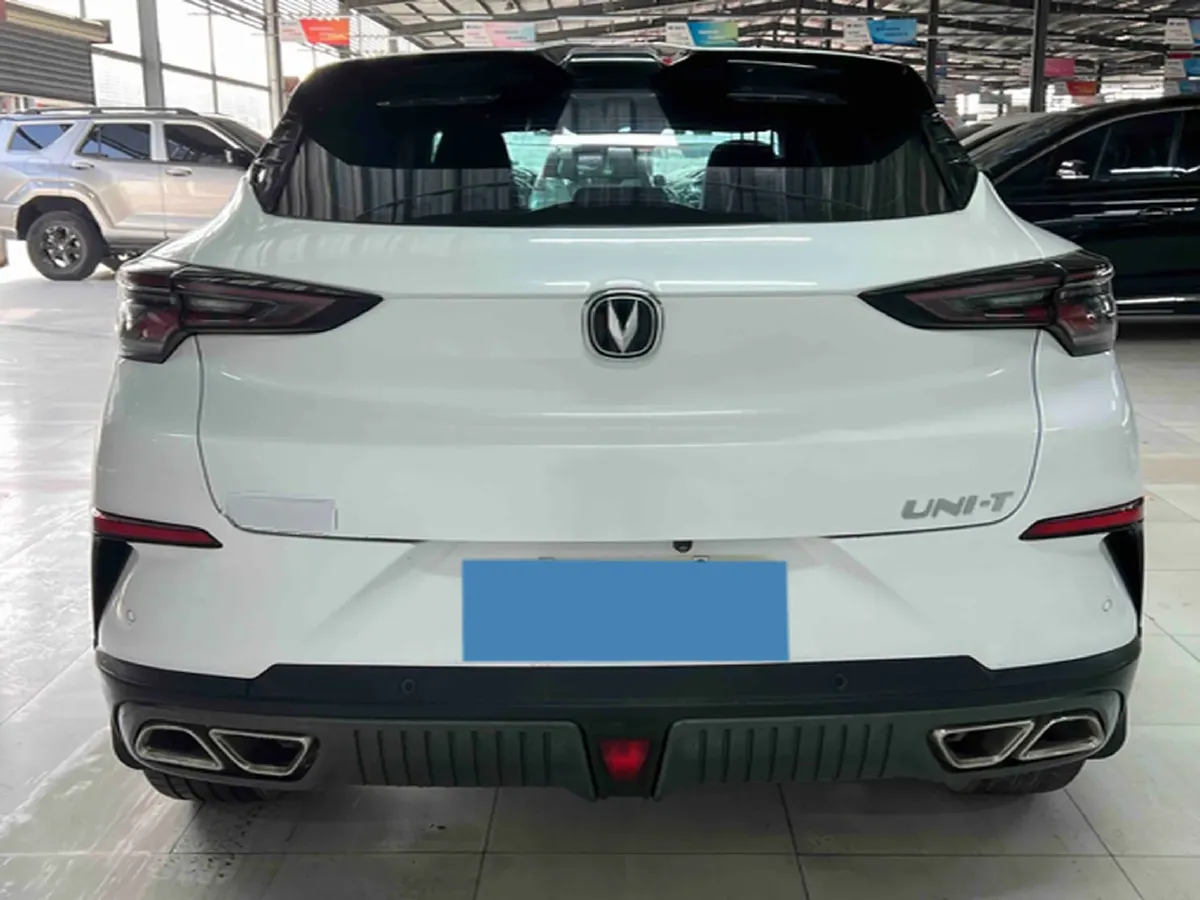 2022 ChangAn UNI-T 1.5T 188HP L4 7DCT,autocango,china used car exporter,china ev exporter,chinese used car exporter,chinese used ev exporter