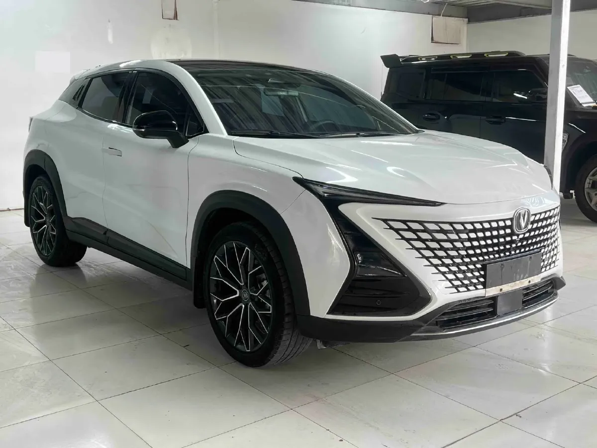 2022 ChangAn UNI-T 1.5T 188HP L4 7DCT,autocango,china used car exporter,china ev exporter,chinese used car exporter,chinese used ev exporter