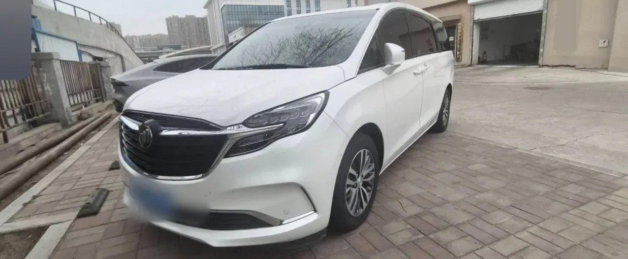 2022 Buick GL8 2.0T 237HP L4 9AT,autocango,china used car exporter,china ev exporter,chinese used car exporter,chinese used ev exporter