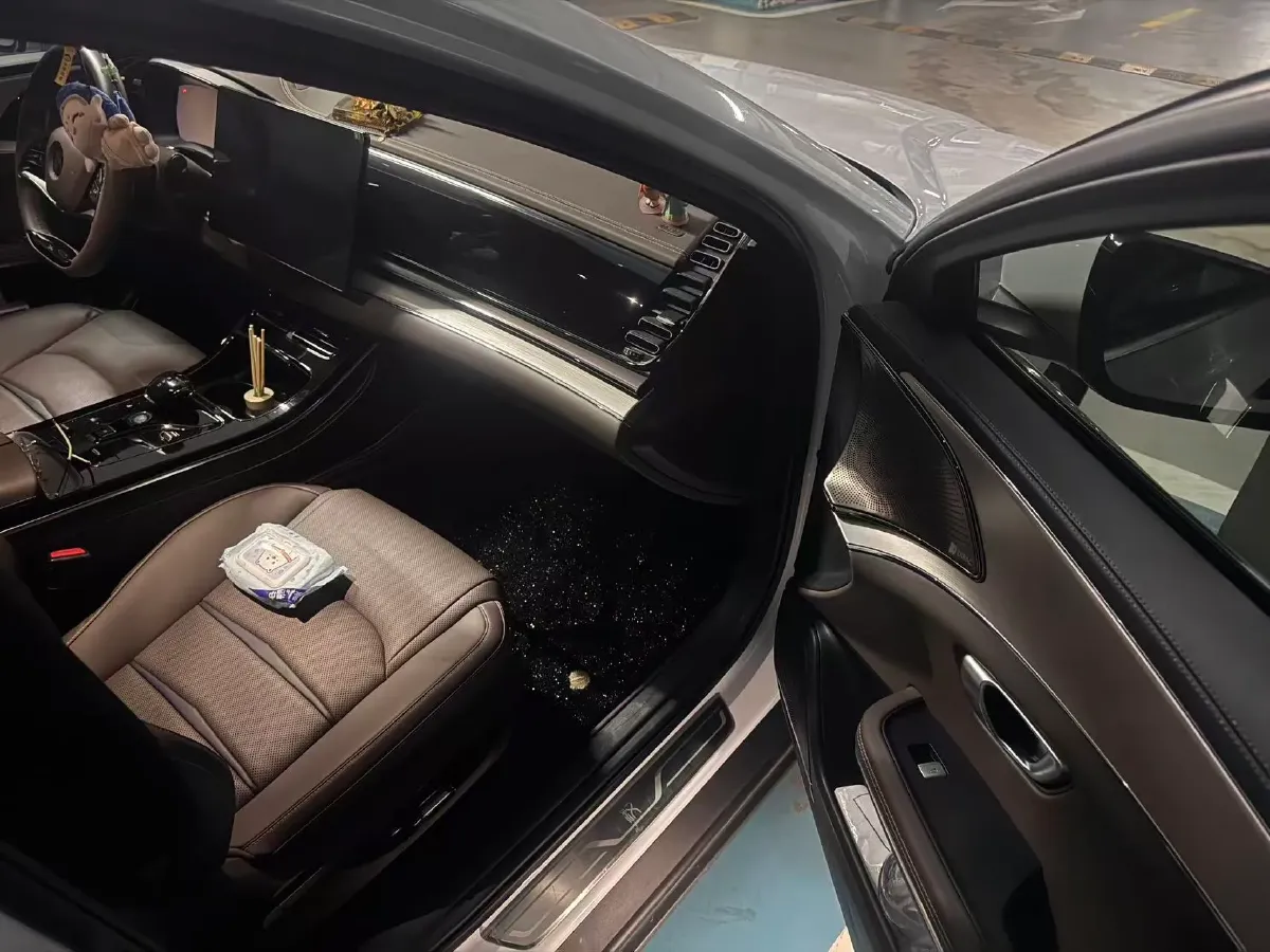 2020 WEY VV7 2.0T 227HP L4 7DCT PHEV,autocango,china used car exporter,china ev exporter,chinese used car exporter,chinese used ev exporter