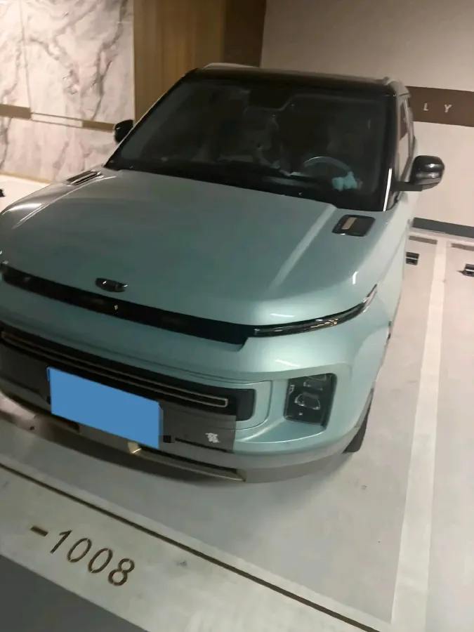 2022 Geely ICON 1.5T 177HP L3 6AT,autocango,china used car exporter,china ev exporter,chinese used car exporter,chinese used ev exporter