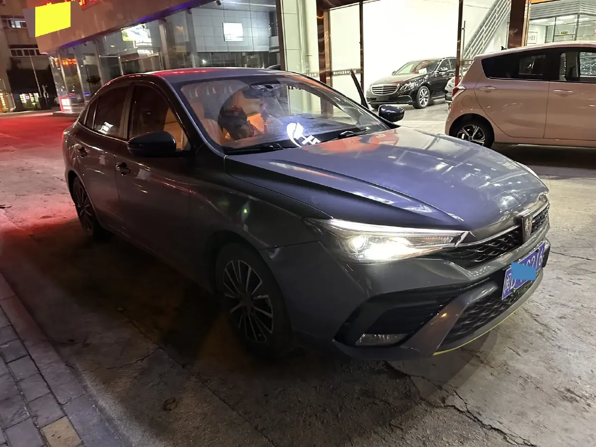 2021 Roewe i5 1.5L 120HP L4 CVT,autocango,china used car exporter,china ev exporter,chinese used car exporter,chinese used ev exporter