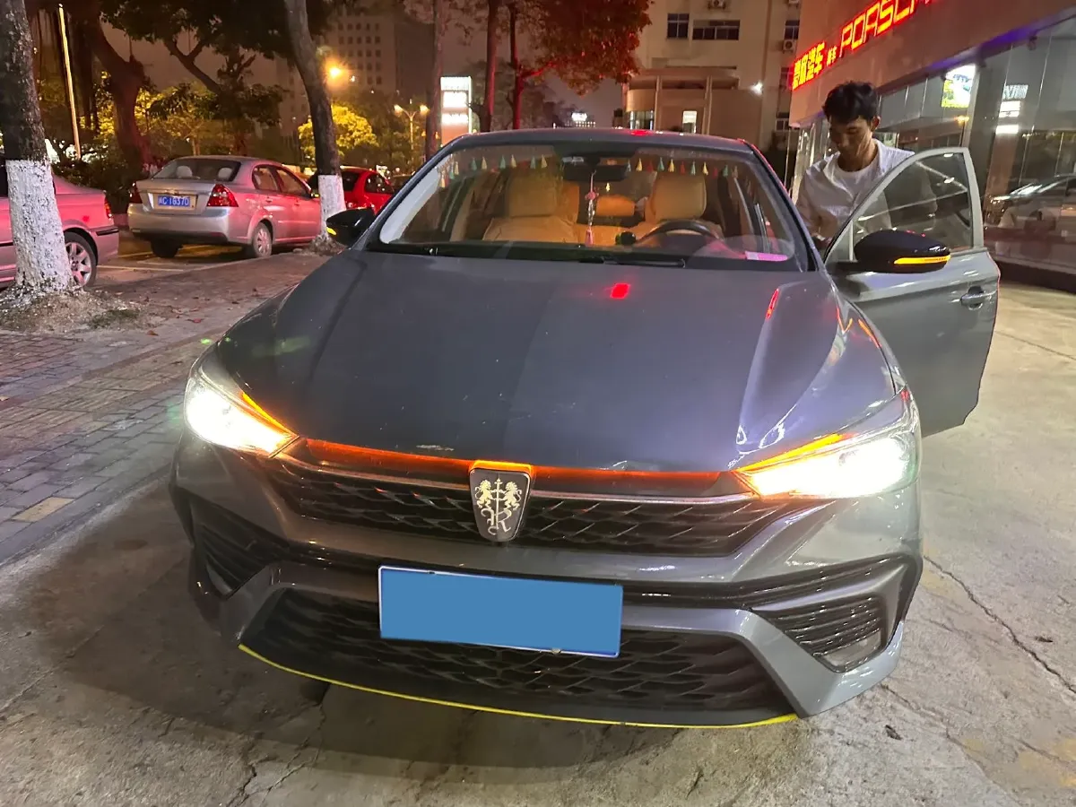 2021 Roewe i5 1.5L 120HP L4 CVT,autocango,china used car exporter,china ev exporter,chinese used car exporter,chinese used ev exporter