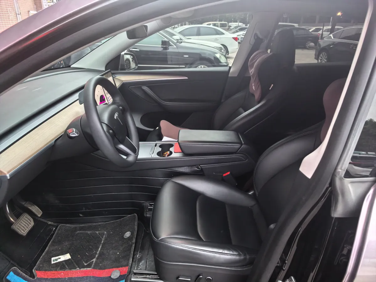 2022 Tesla Model Y BEV 60KWH,autocango,china used car exporter,china ev exporter,chinese used car exporter,chinese used ev exporter