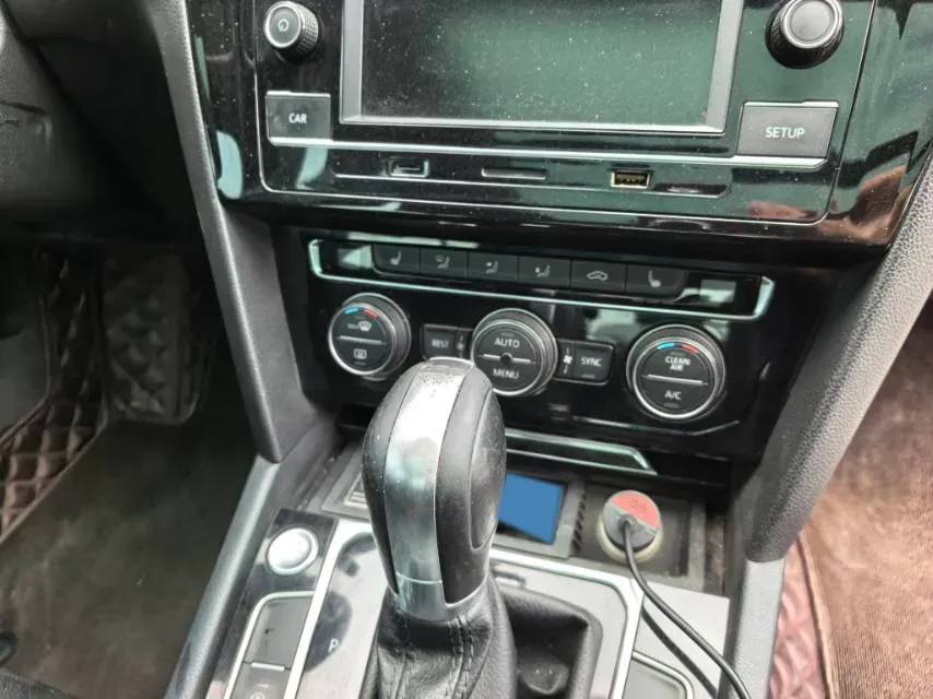 2018 Volkswagen Magotan 1.8T 180HP L4 7DCT,autocango,china used car exporter,china ev exporter,chinese used car exporter,chinese used ev exporter