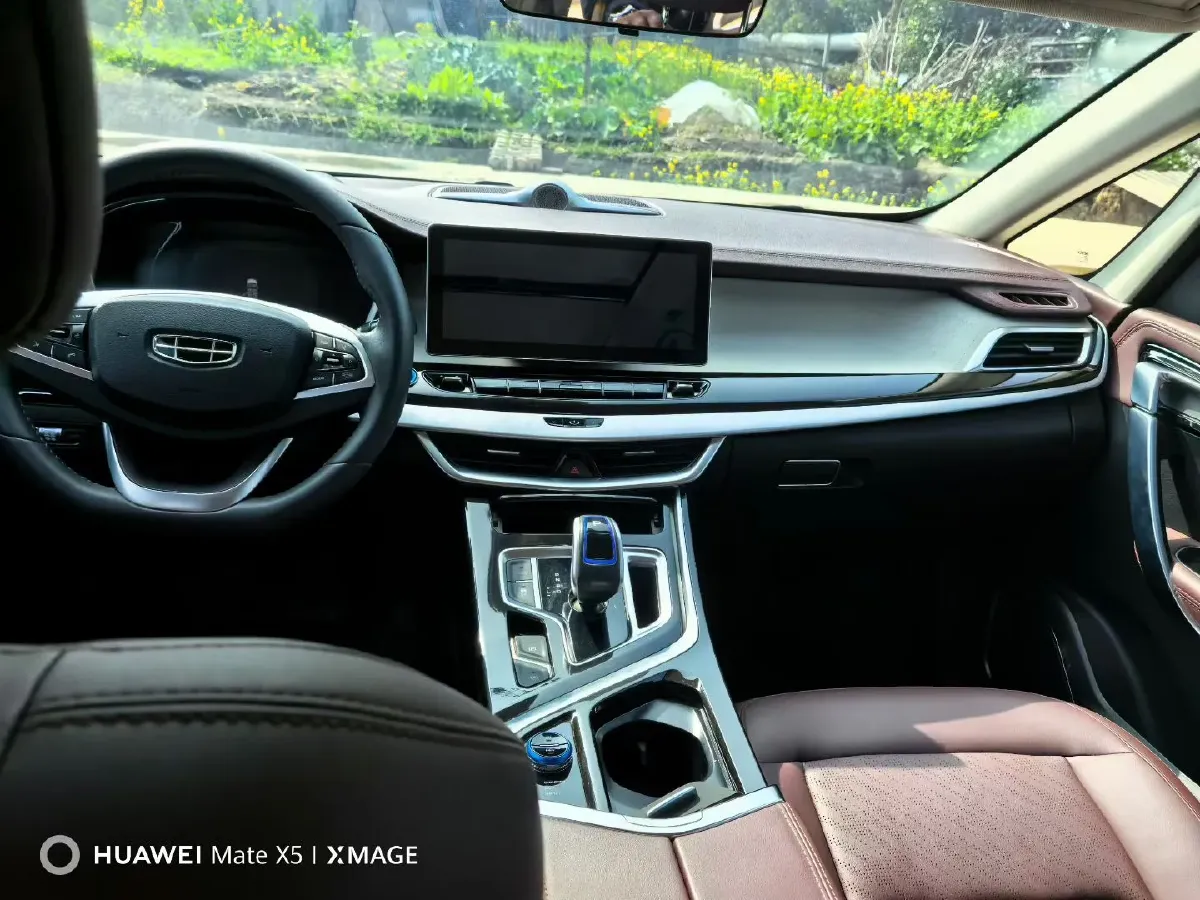 2021 GAC Trumpchi M8 2.0T 252HP L4 8AT,autocango,china used car exporter,china ev exporter,chinese used car exporter,chinese used ev exporter