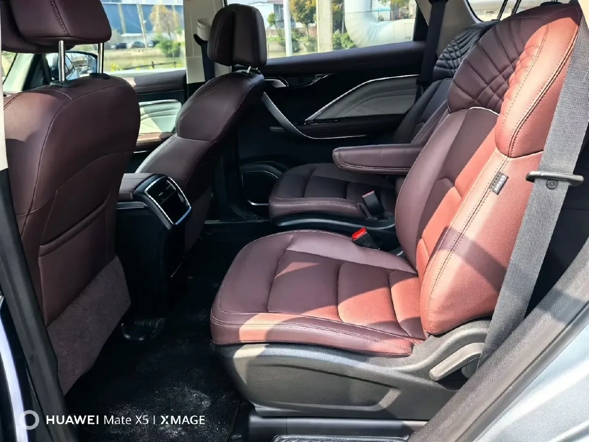 2021 GAC Trumpchi M8 2.0T 252HP L4 8AT,autocango,china used car exporter,china ev exporter,chinese used car exporter,chinese used ev exporter