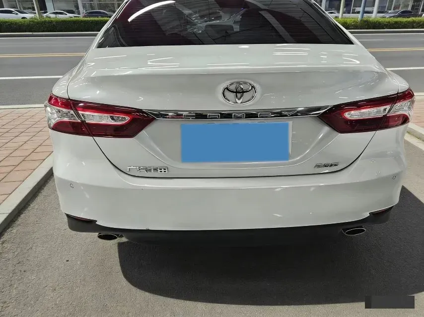 2021 Toyota Camry 2.5L 209HP L4 8AT,autocango,china used car exporter,china ev exporter,chinese used car exporter,chinese used ev exporter