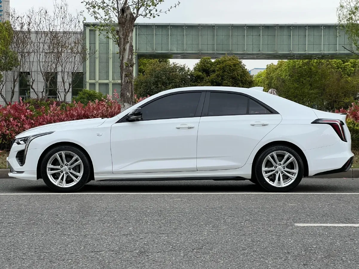 2021 Cadillac CT4 2.0T 237HP L4 8AT,autocango,china used car exporter,china ev exporter,chinese used car exporter,chinese used ev exporter