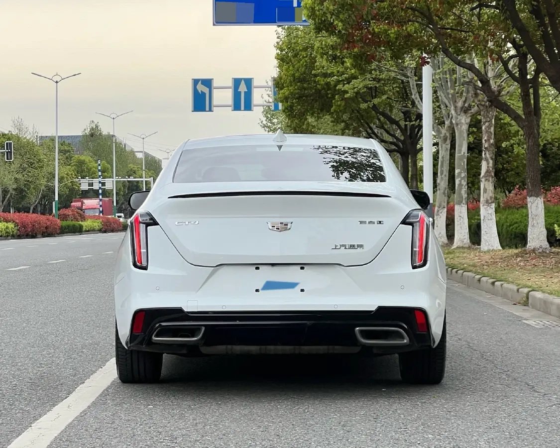 2021 Cadillac CT4 2.0T 237HP L4 8AT,autocango,china used car exporter,china ev exporter,chinese used car exporter,chinese used ev exporter