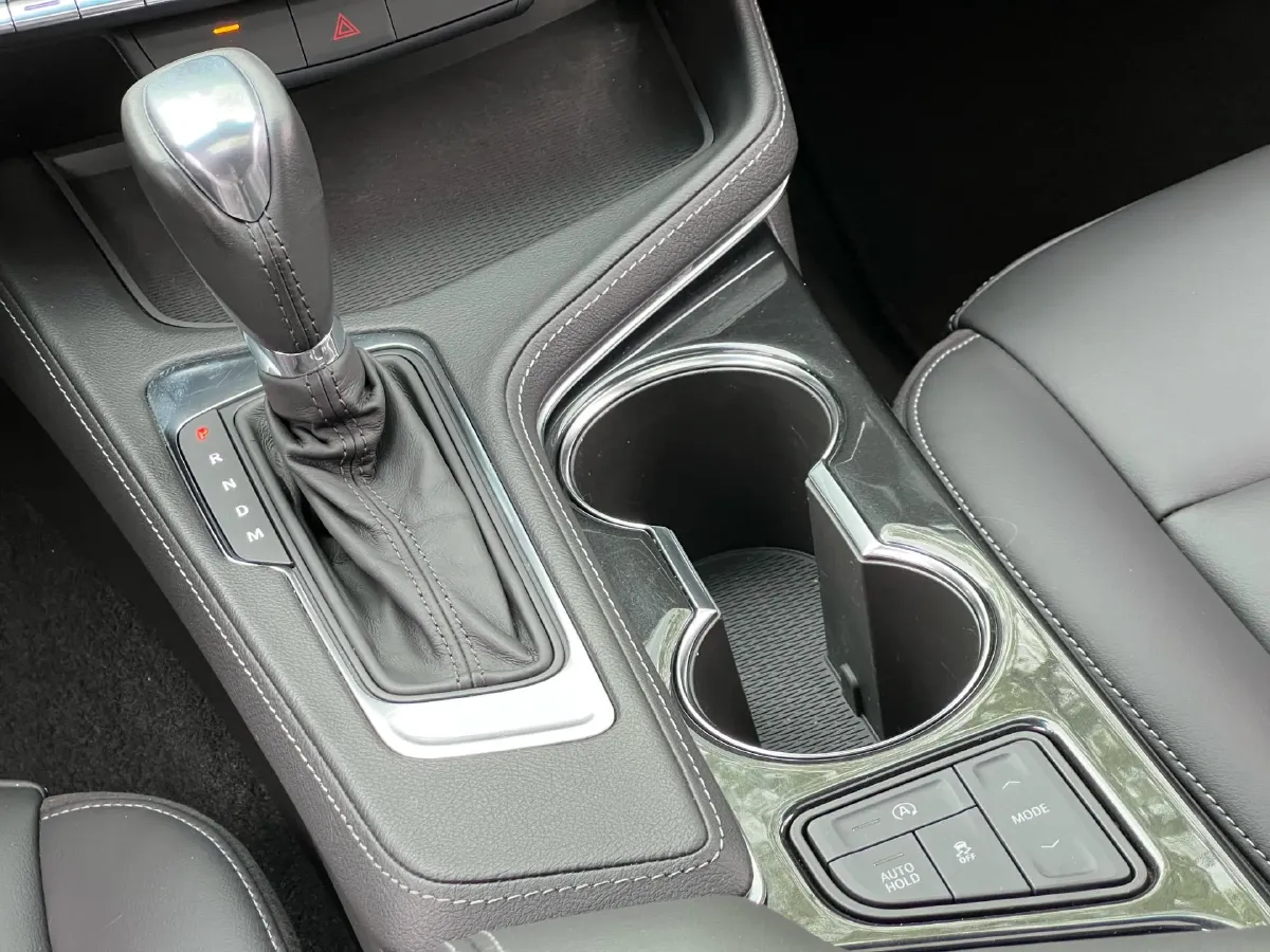 2021 Cadillac CT4 2.0T 237HP L4 8AT,autocango,china used car exporter,china ev exporter,chinese used car exporter,chinese used ev exporter