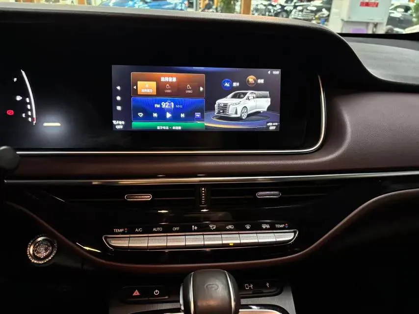 2021 GAC Trumpchi M6 1.5T 169HP L4 7DCT,autocango,china used car exporter,china ev exporter,chinese used car exporter,chinese used ev exporter