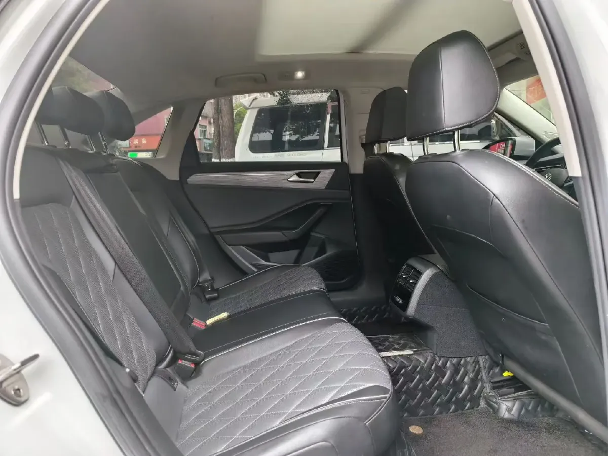 2023 Volkswagen Sagitar 1.4T 150HP L4 7DCT,autocango,china used car exporter,china ev exporter,chinese used car exporter,chinese used ev exporter