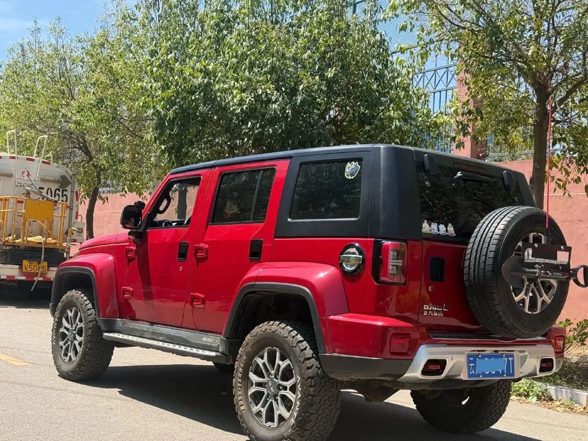 2020 Beijing BJ40 2.0T 224HP L4 8AT,autocango,china used car exporter,china ev exporter,chinese used car exporter,chinese used ev exporter
