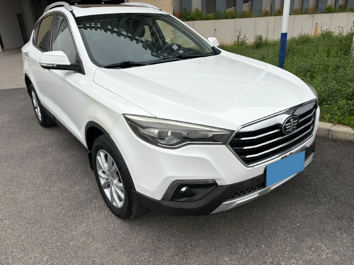 2017 Bestune X80 2.0L 147HP L4 6AT,autocango,china used car exporter,china ev exporter,chinese used car exporter,chinese used ev exporter