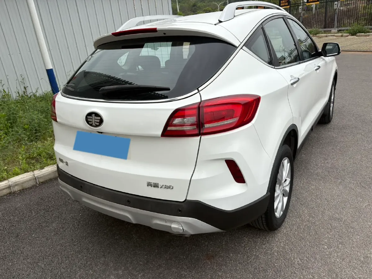 2017 Bestune X80 2.0L 147HP L4 6AT,autocango,china used car exporter,china ev exporter,chinese used car exporter,chinese used ev exporter