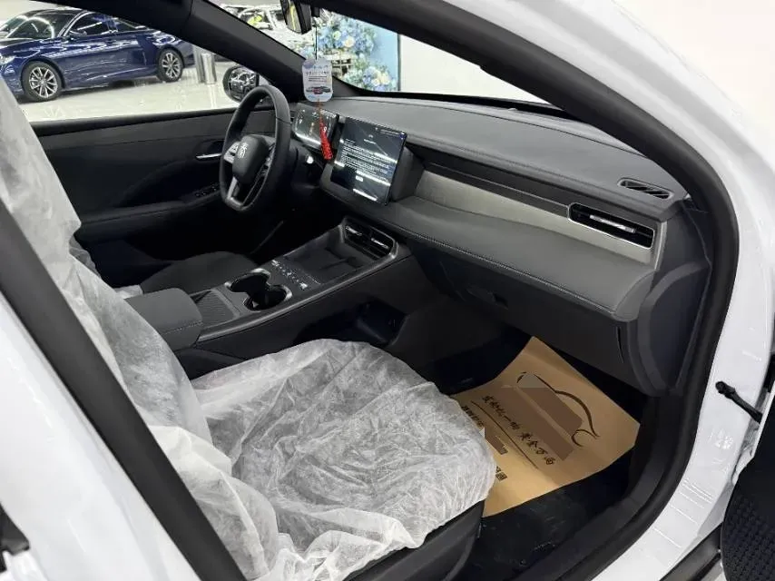 2026 BYD QinL 1.5L 101HP L4 E-CVT PHEV,autocango,china used car exporter,china ev exporter,chinese used car exporter,chinese used ev exporter