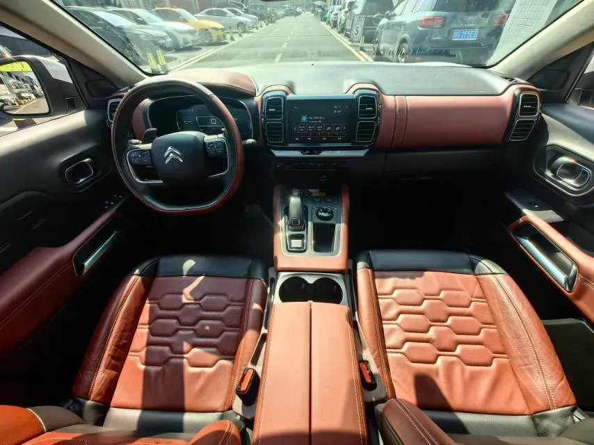 2017 Citroen C5 Aircross 1.8T 204HP L4 6AT,autocango,china used car exporter,china ev exporter,chinese used car exporter,chinese used ev exporter