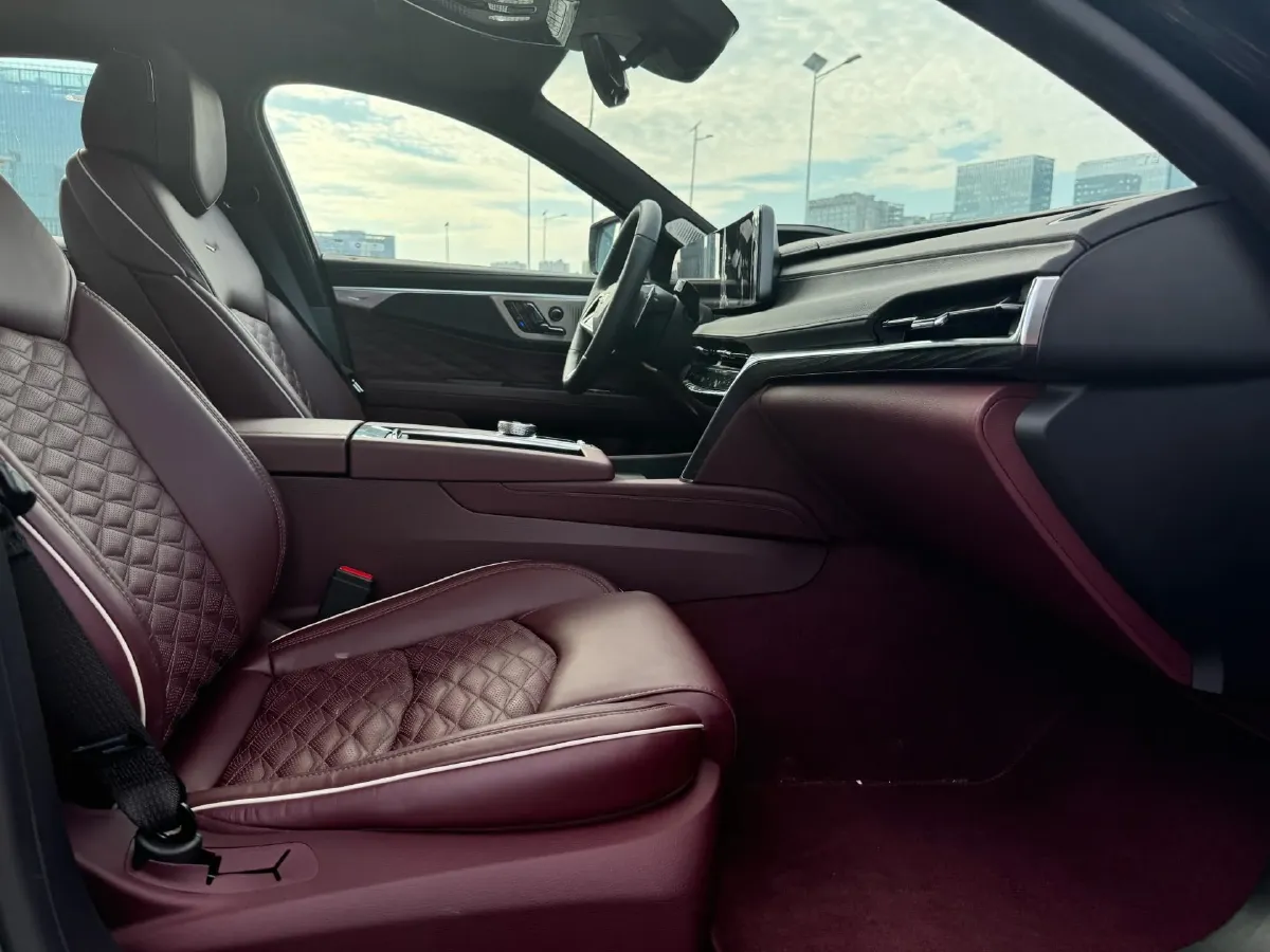 2023 Cadillac CT6 2.0T 237HP L4 10AT,autocango,china used car exporter,china ev exporter,chinese used car exporter,chinese used ev exporter