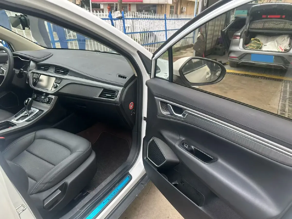 2016 Geely Emgrand GS 1.8L 133HP L4 6DCT,autocango,china used car exporter,china ev exporter,chinese used car exporter,chinese used ev exporter