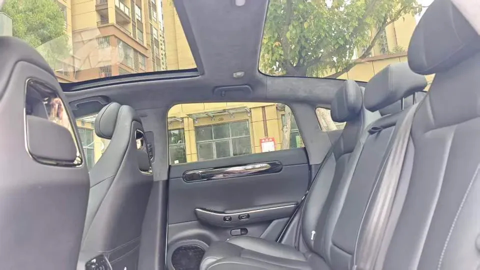 2023 Leapmotor C11 BEV 89.55KWH,autocango,china used car exporter,china ev exporter,chinese used car exporter,chinese used ev exporter