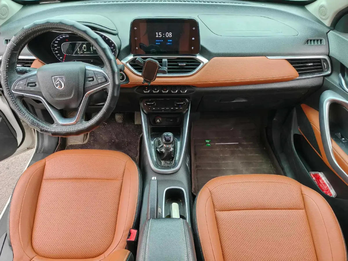 2019 BaoJun 510 1.5L 105HP L4 6MT,autocango,china used car exporter,china ev exporter,chinese used car exporter,chinese used ev exporter