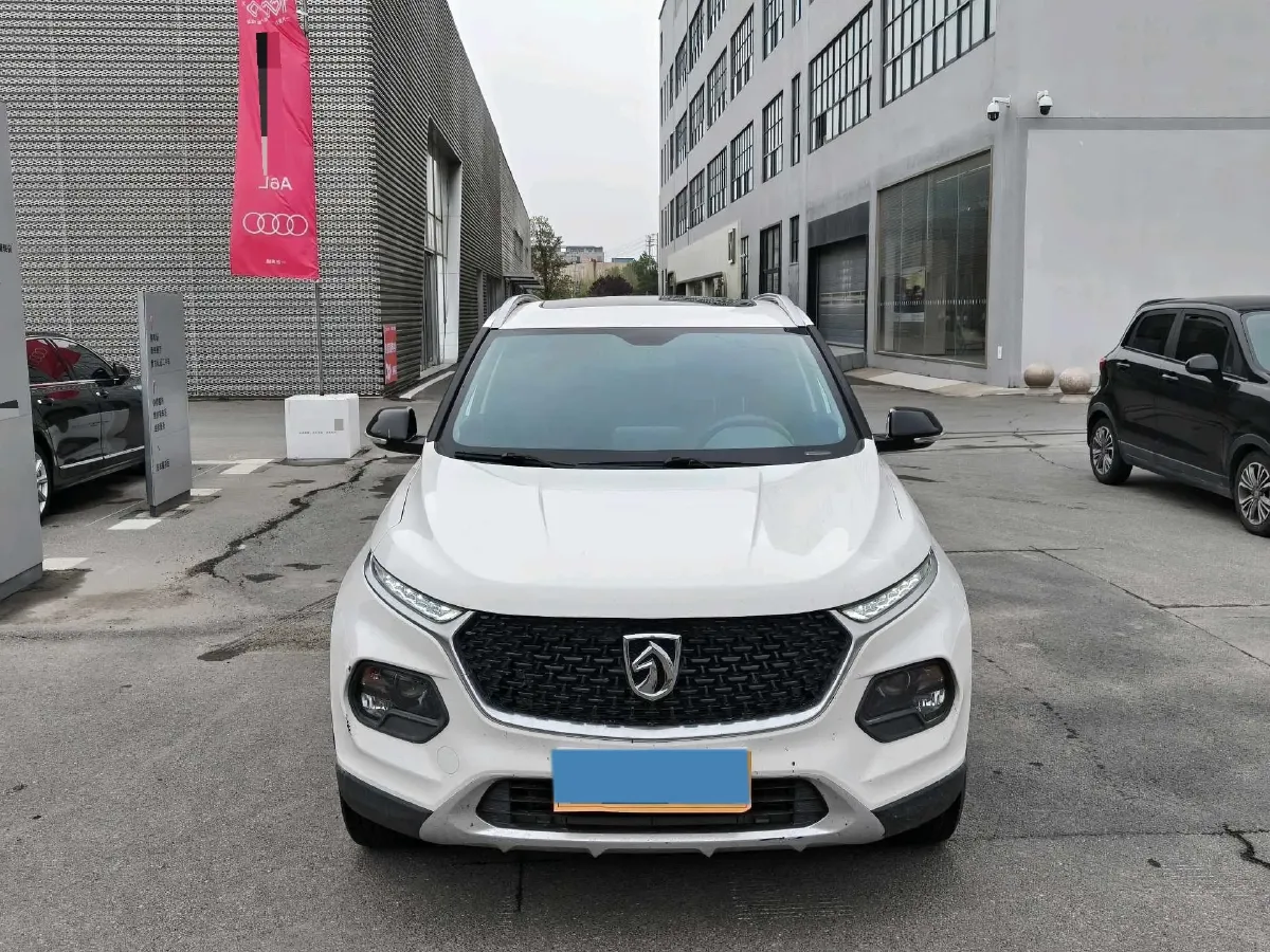 2019 BaoJun 510 1.5L 105HP L4 6MT,autocango,china used car exporter,china ev exporter,chinese used car exporter,chinese used ev exporter