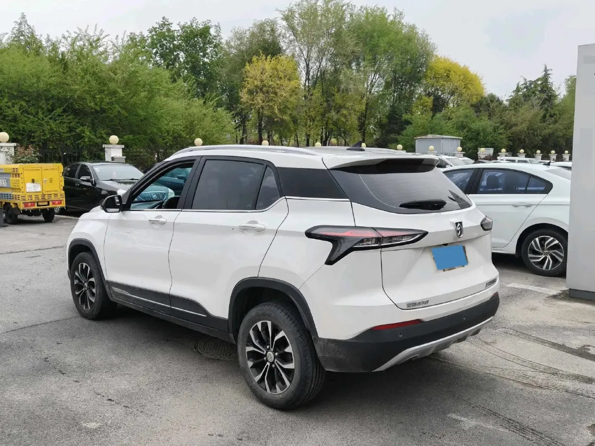 2019 BaoJun 510 1.5L 105HP L4 6MT,autocango,china used car exporter,china ev exporter,chinese used car exporter,chinese used ev exporter