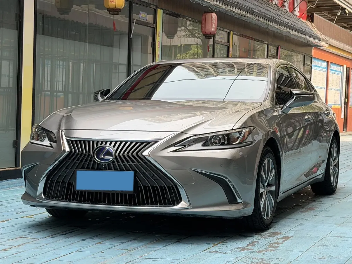 2020 Lexus ES 2.5L 178HP L4 E-CVT Hybrid,autocango,china used car exporter,china ev exporter,chinese used car exporter,chinese used ev exporter
