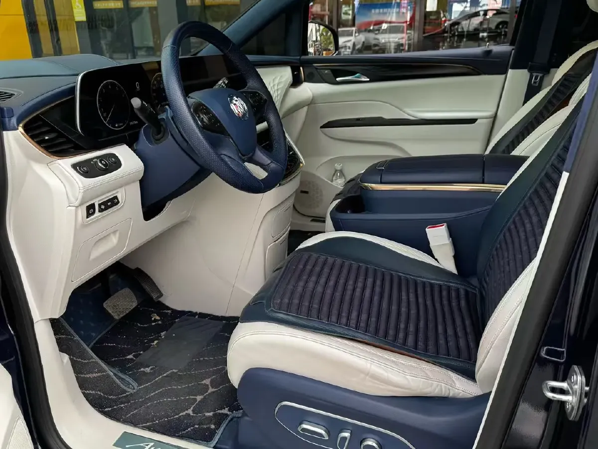 2020 Buick GL8 2.0T 237HP L4 9AT,autocango,china used car exporter,china ev exporter,chinese used car exporter,chinese used ev exporter